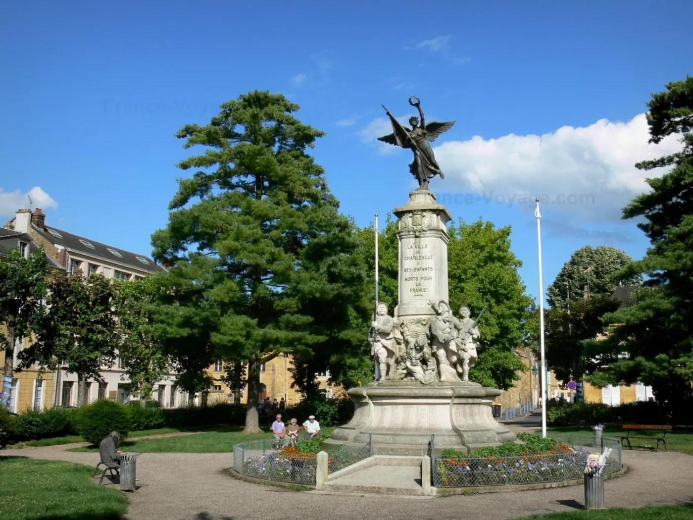 Le Petit Ardennais Charleville-Mézières Zewnętrze zdjęcie