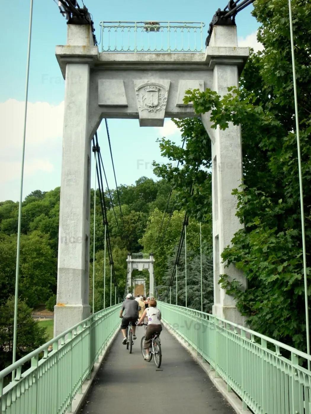 Le Petit Ardennais Charleville-Mézières Zewnętrze zdjęcie